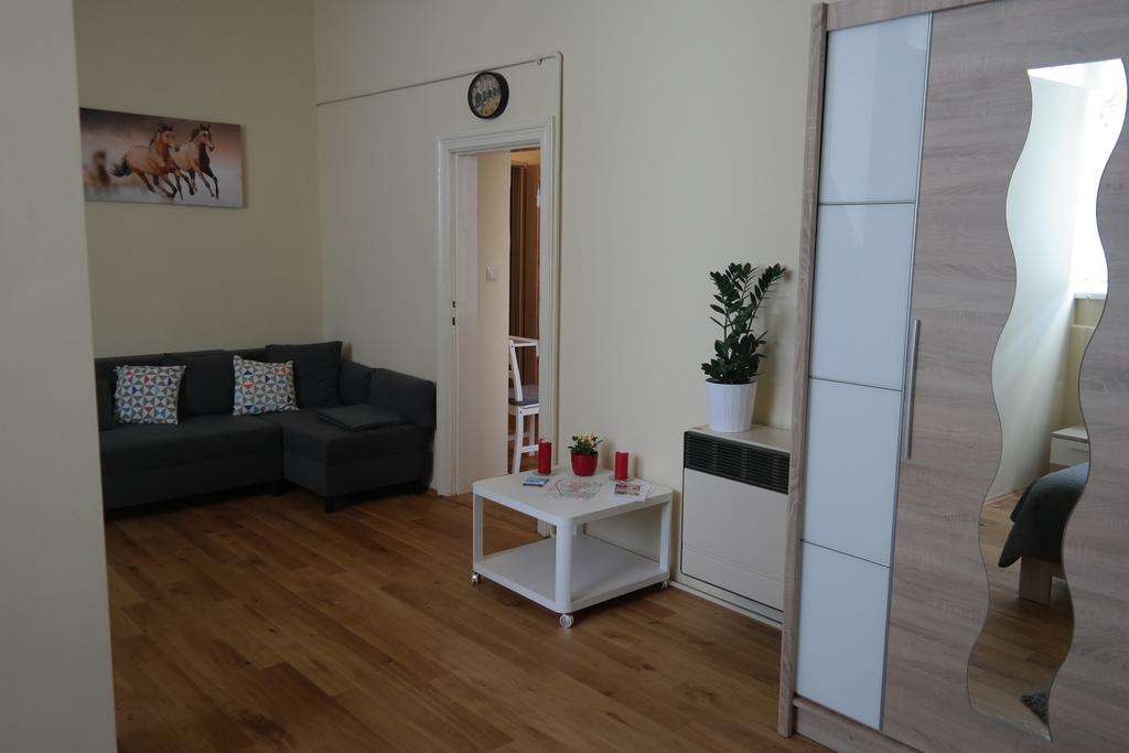 Apartamenty Marco - Stare Miasto - Super Wi Fi Krakow Exterior photo
